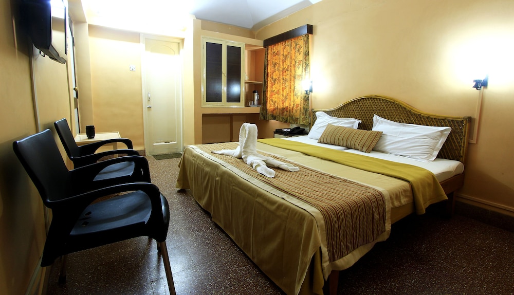 Hotel Gopika International 4/21