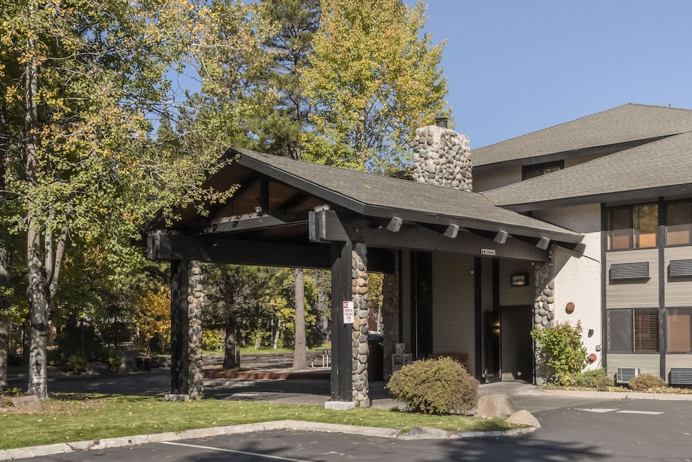 The Inn at Truckee 5/41