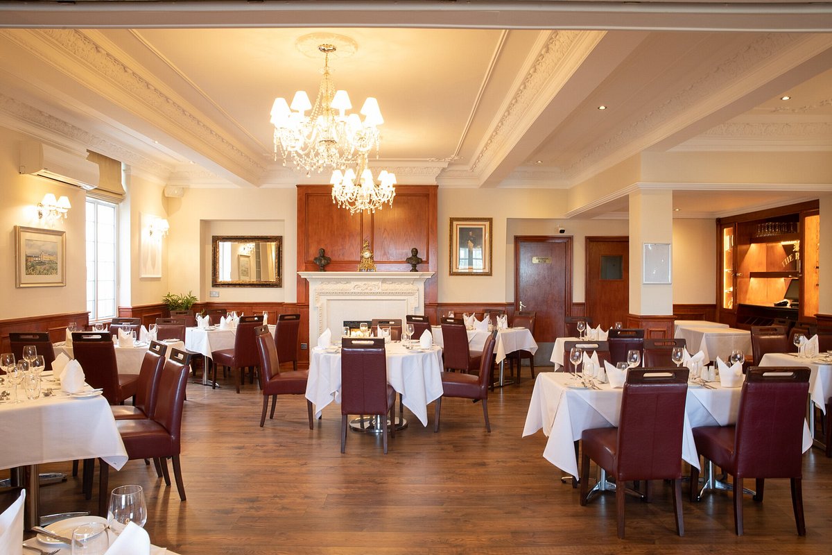 The Royal Hotel 33/49