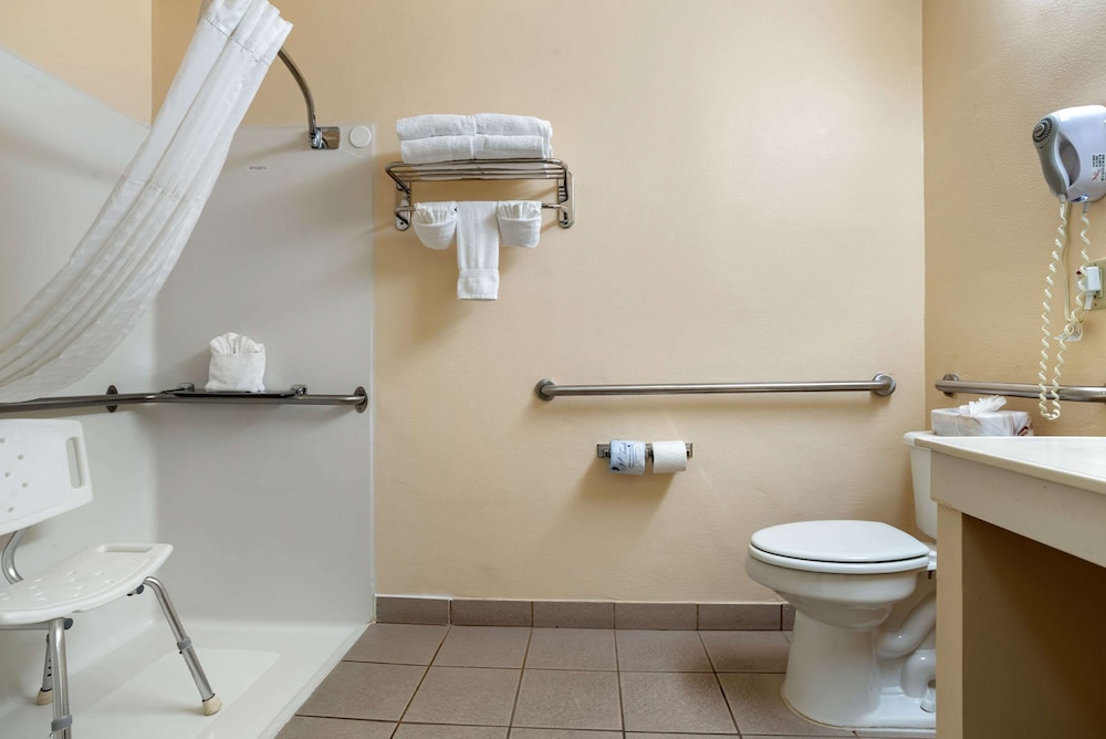 Comfort Suites Jacksonville Airport 10/30