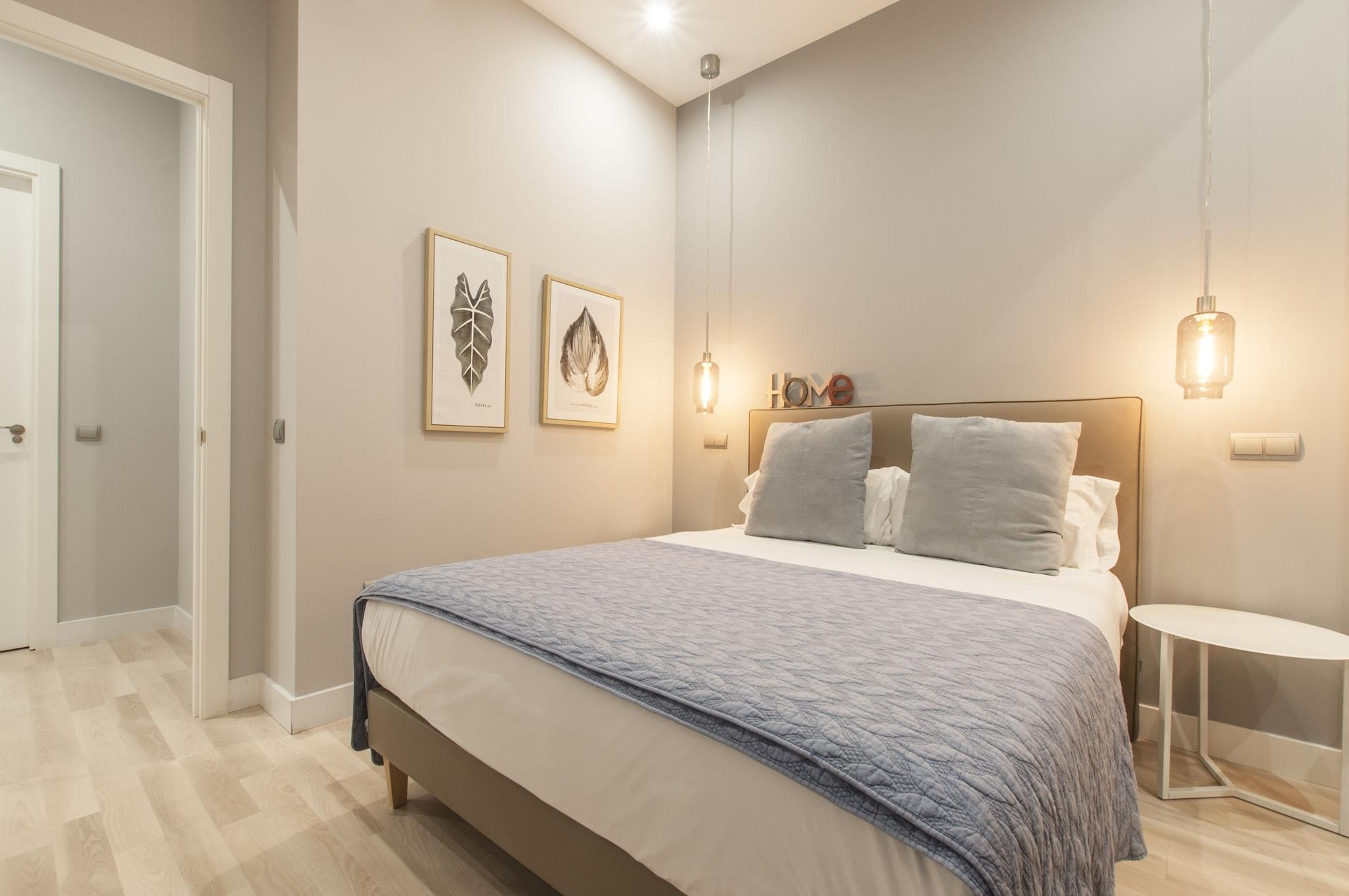 Business, Apartment
