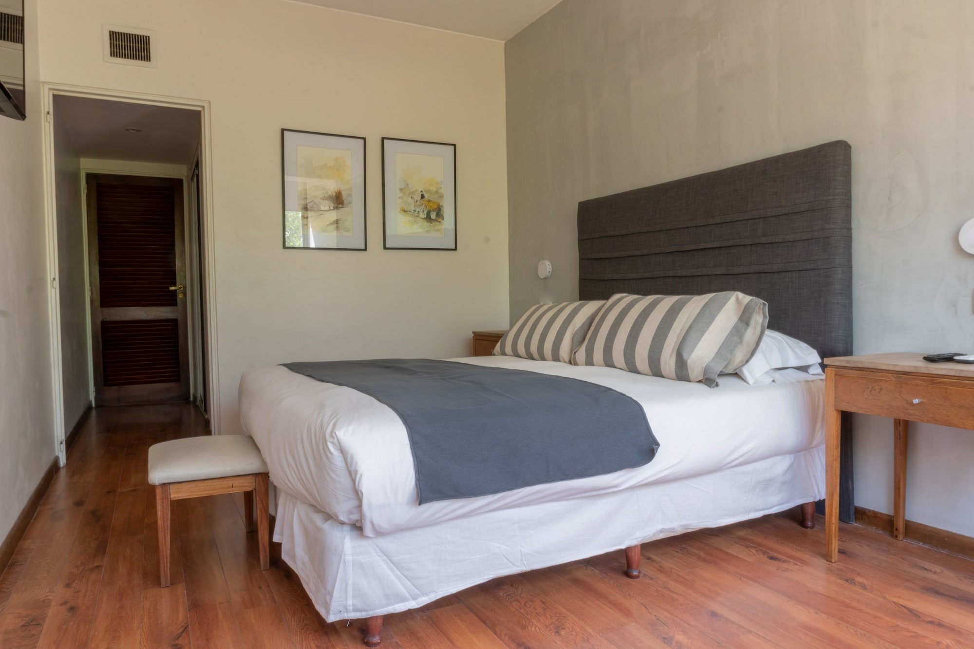 Superior, Queen and Twin Beds