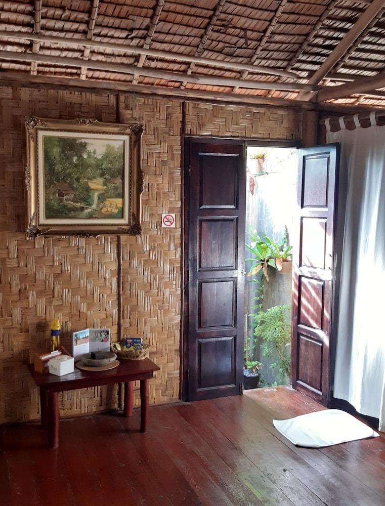 Mutiara Beach Resort 40/69