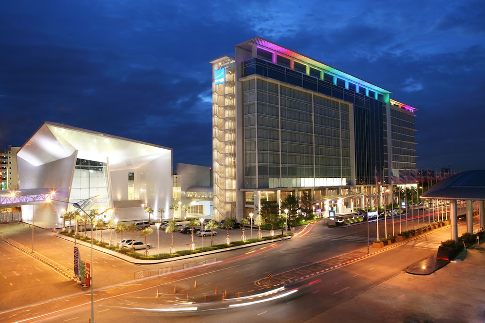 Novotel Bangkok Impact 6/77