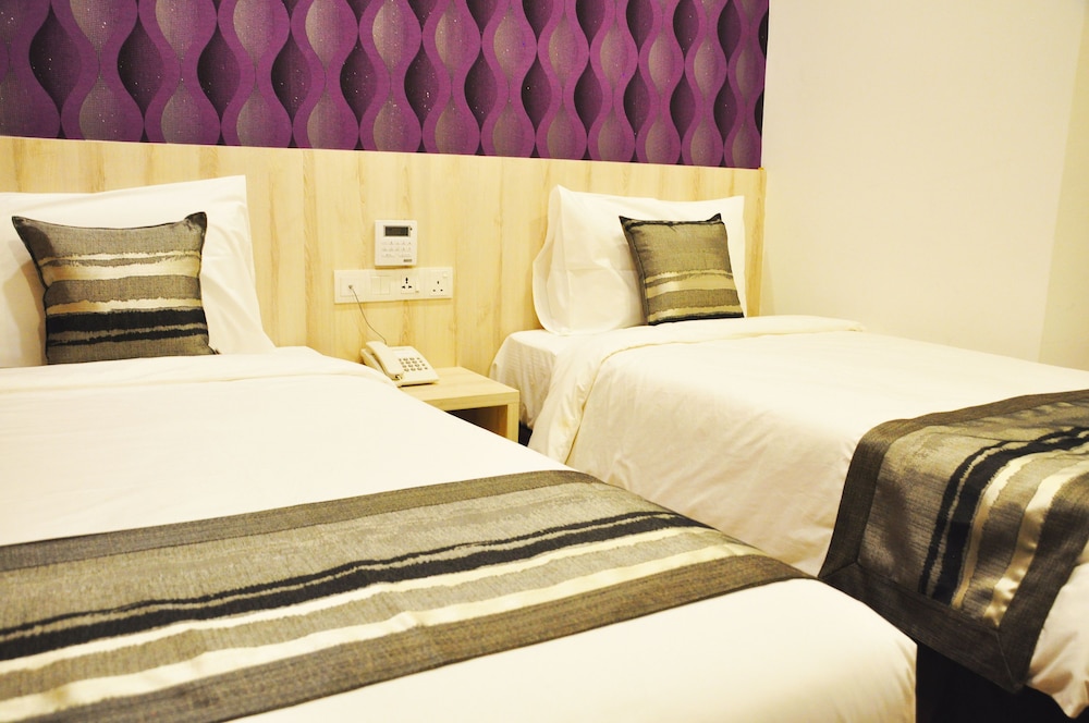 Valya Hotel 19/55