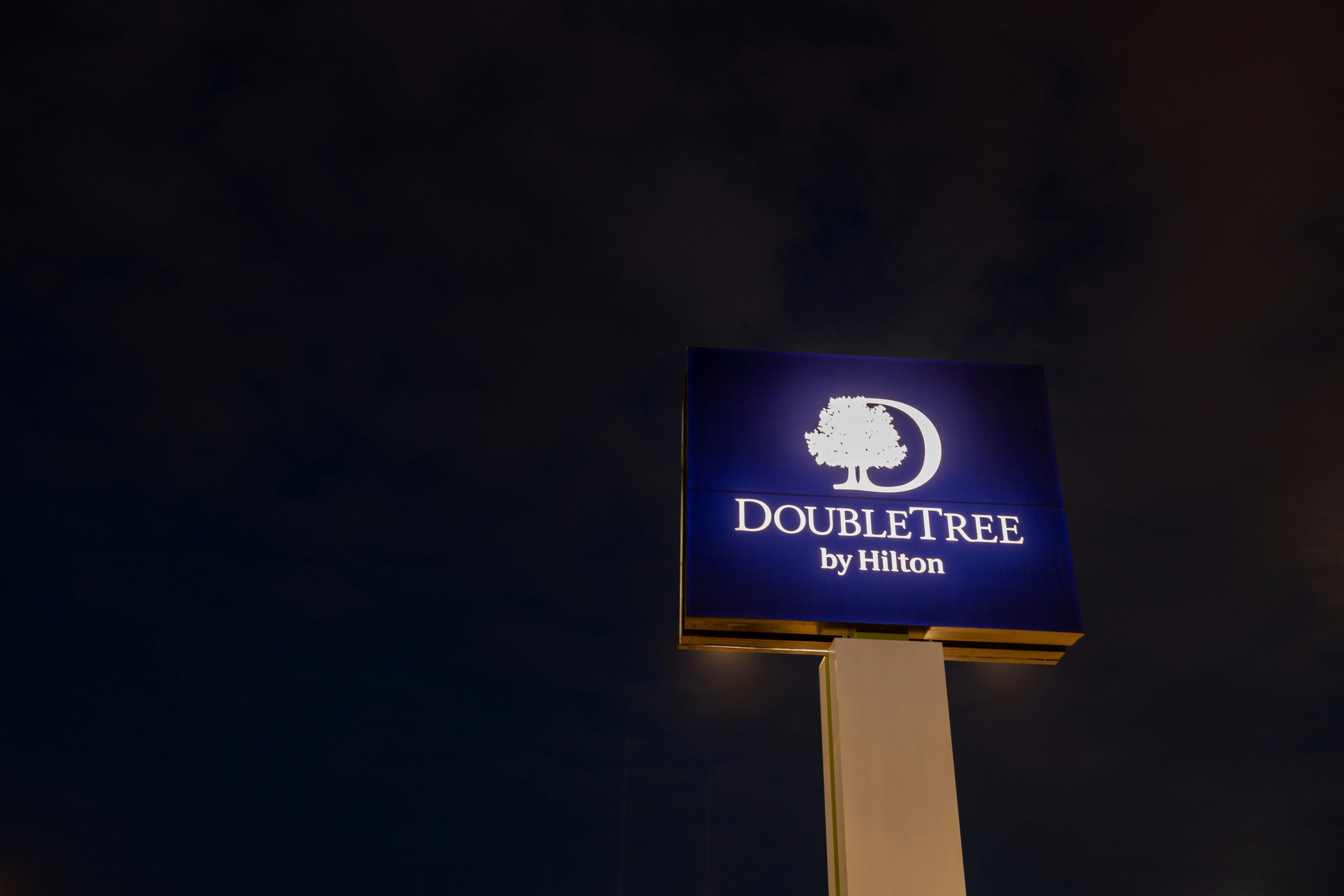 DoubleTree by Hilton Calgary North 4/33