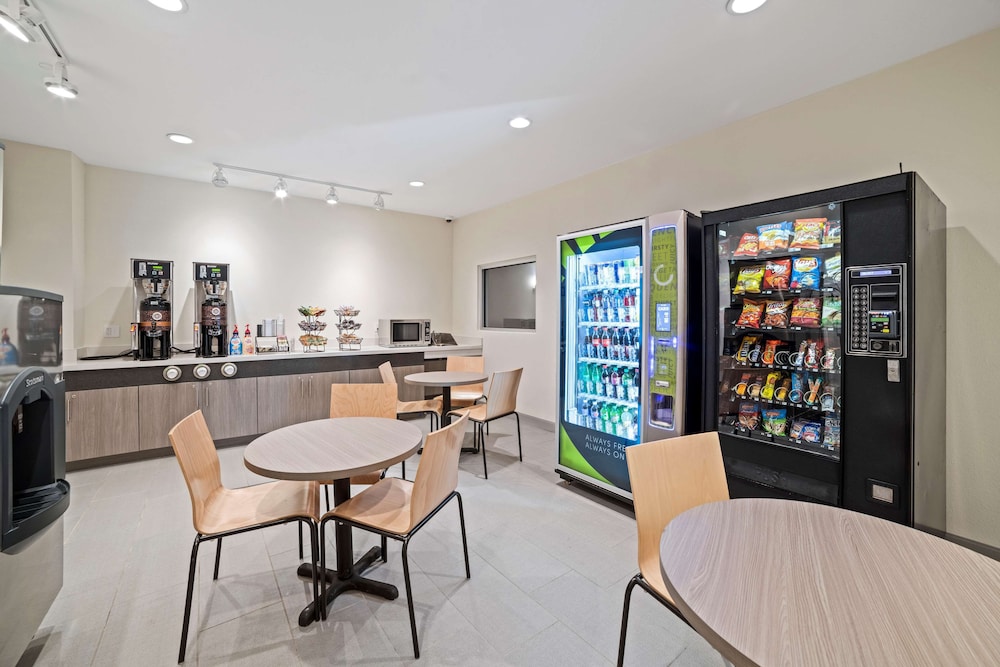 Extended Stay America Premier Suites Greenville Woodruff Road 40/52
