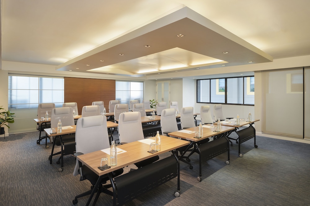 PARKROYAL Suites Bangkok 58/65