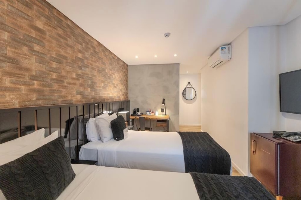 Hotel Heritage 20/50
