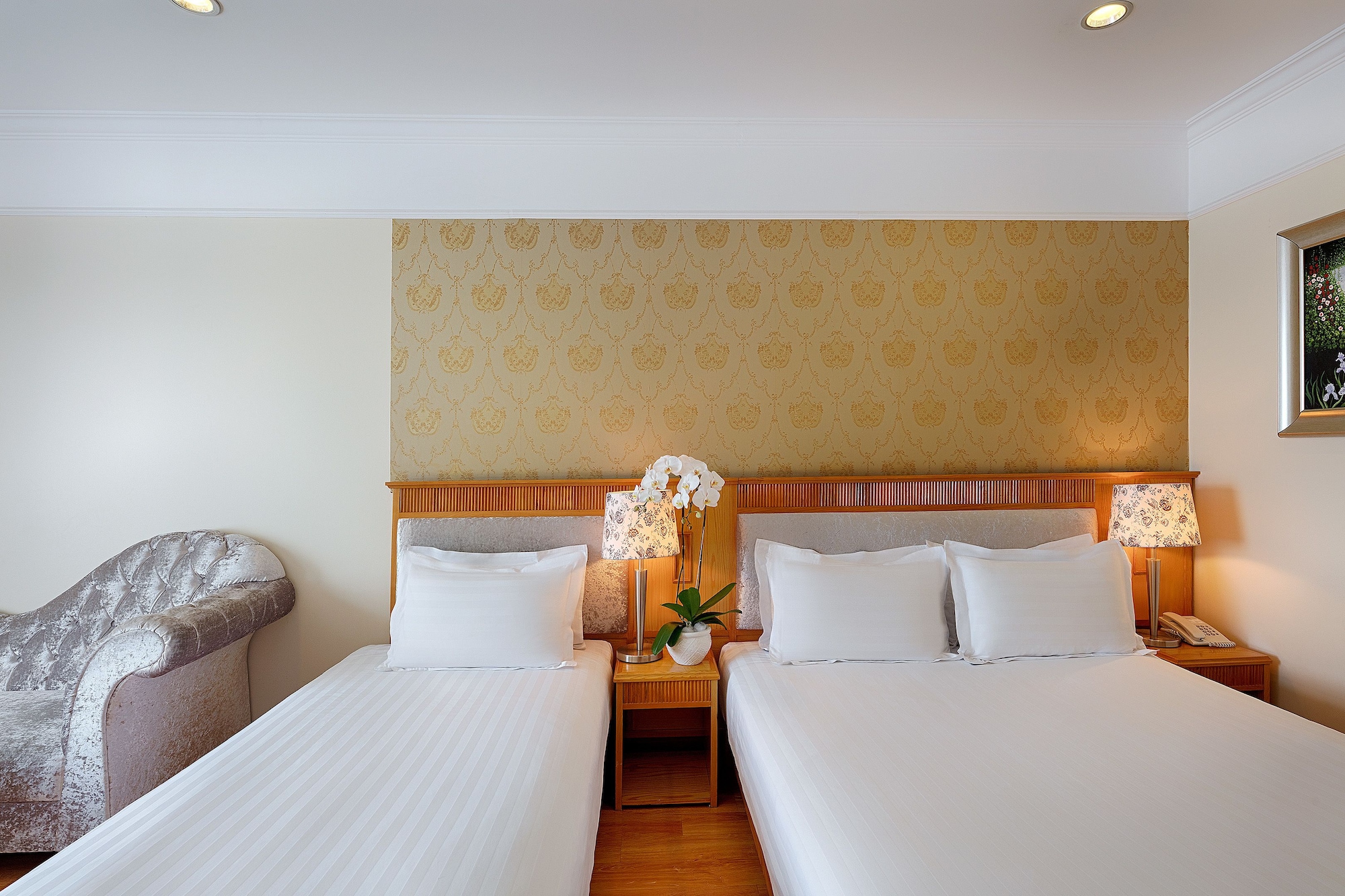 غرفة سيغنتشر بسرير كوين، Silverland Ben Thanh Hotel 4/10