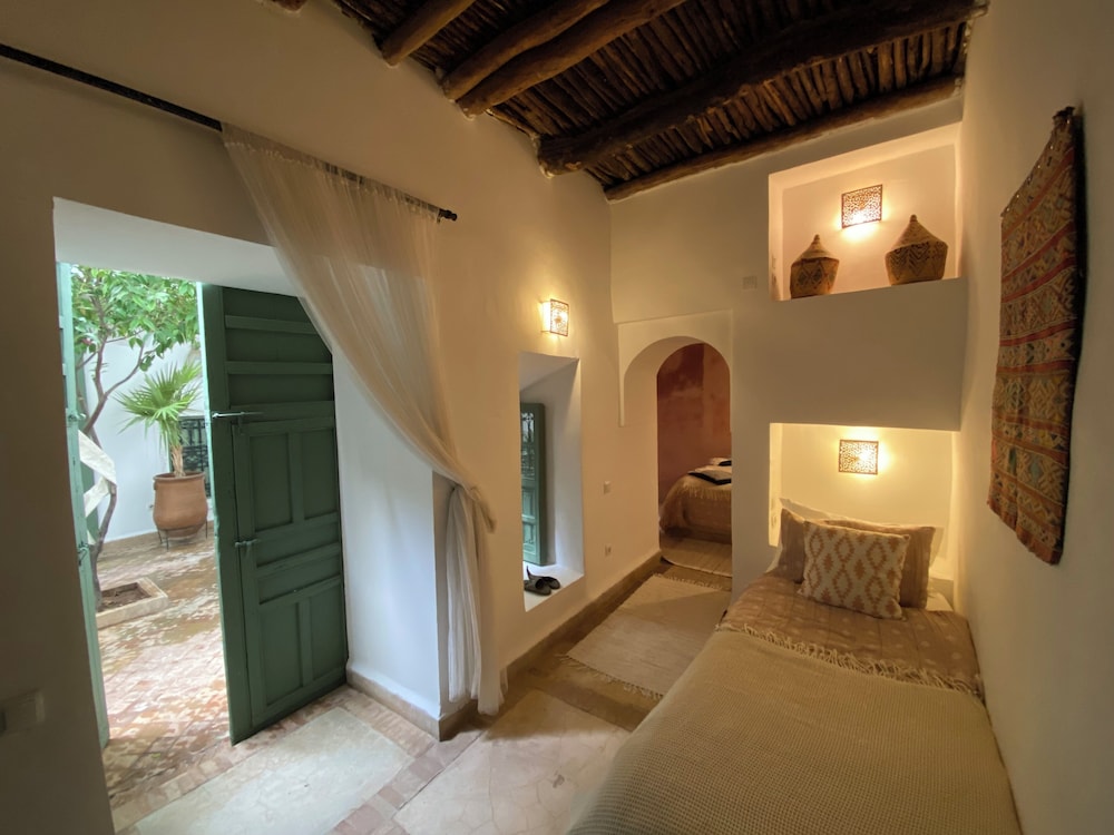 Riad Timila 28/50
