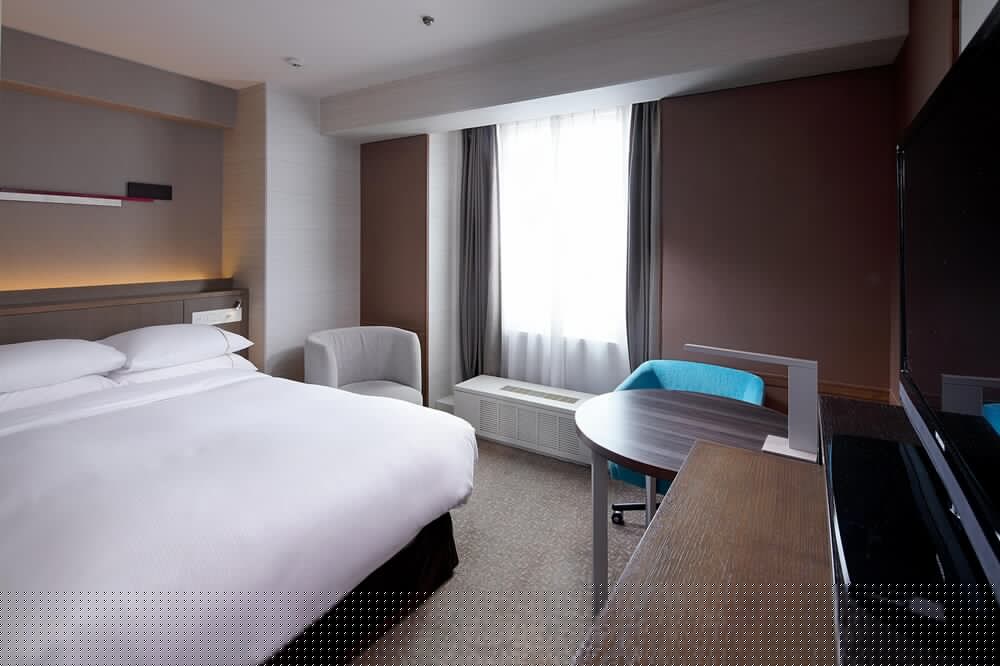 Sheraton Miyako 29/80