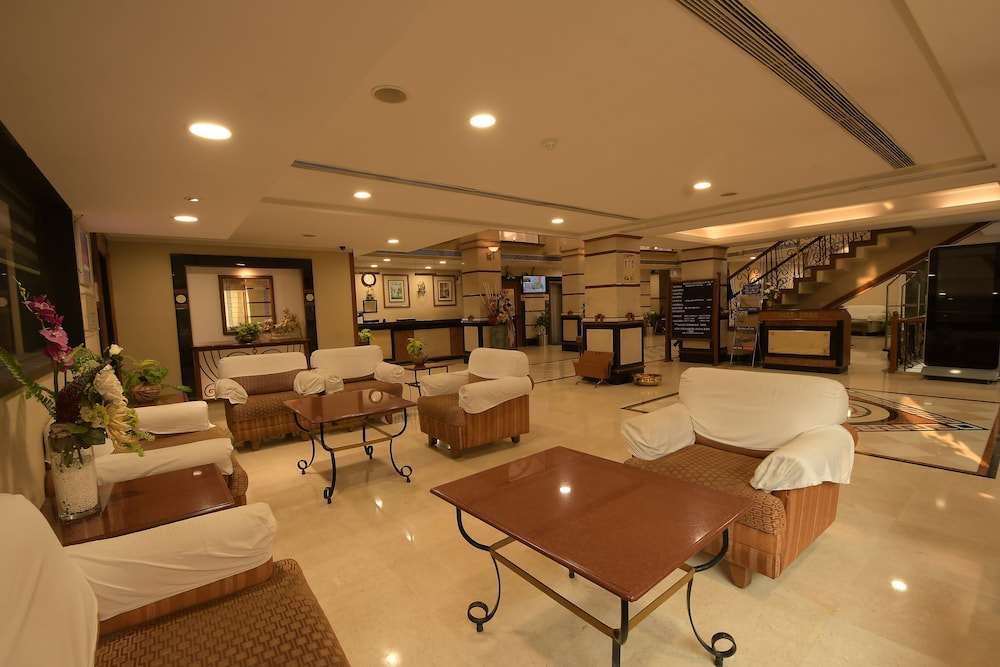 Oyo Premium Suryabagh 41/50