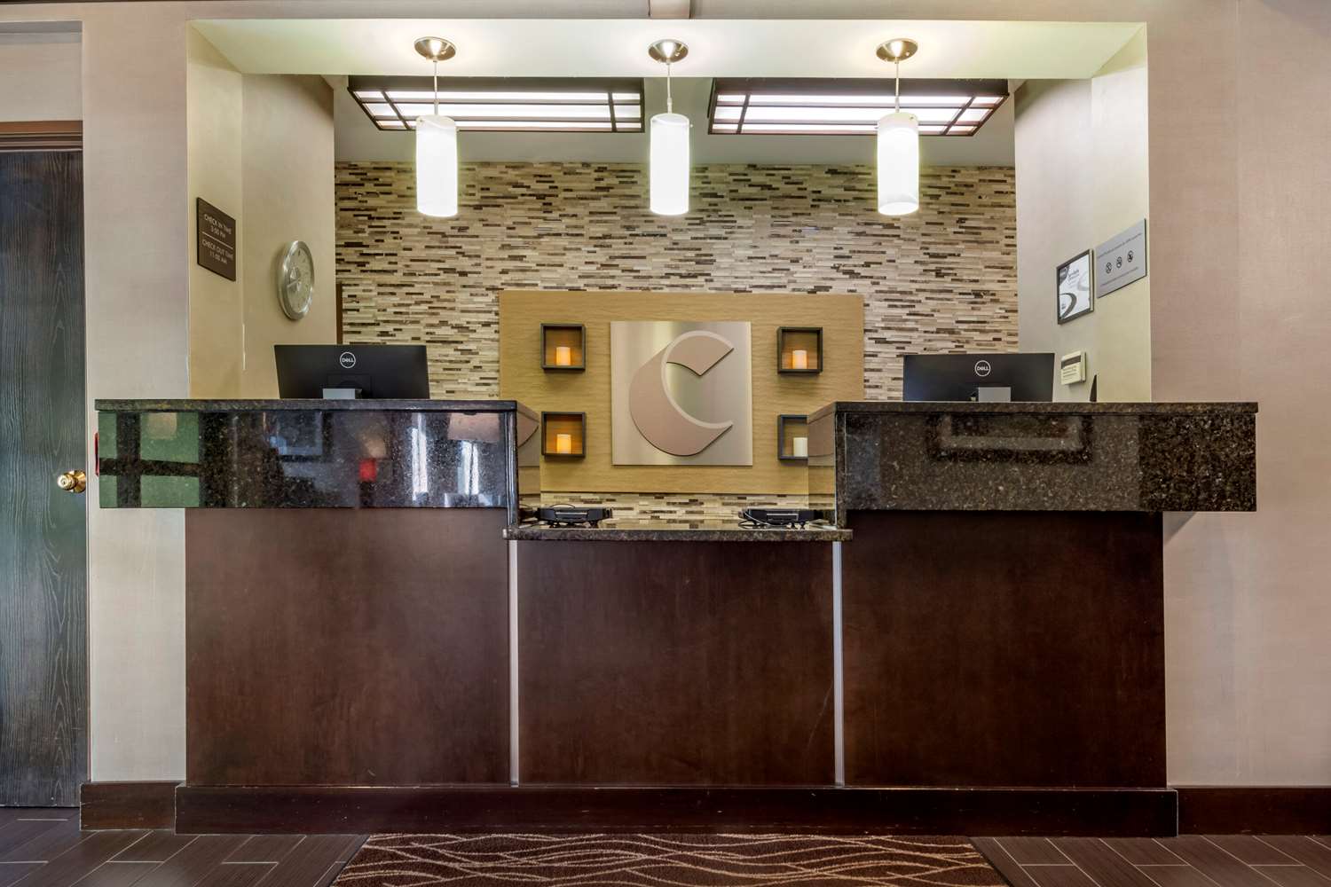 Comfort Inn and Suites Butler 3/38
