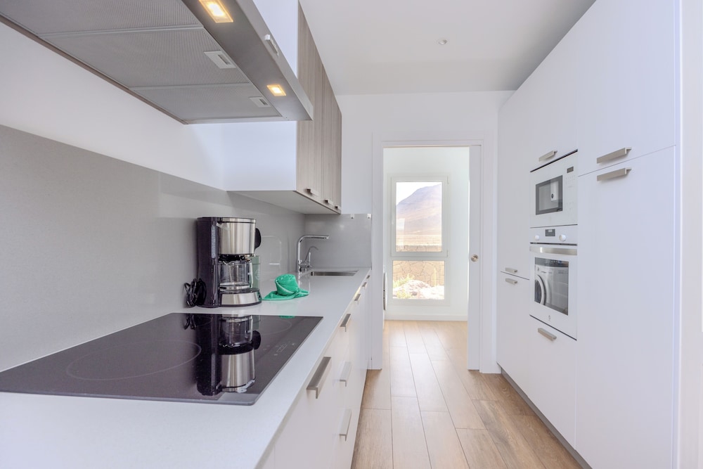 Serena Holiday Homes By LIVVO 5/45