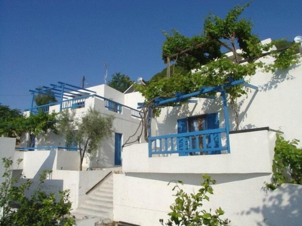 Hotel Agnanti 2/24