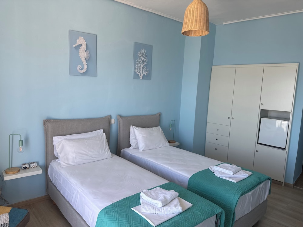 Akrogiali Hotel 27/75