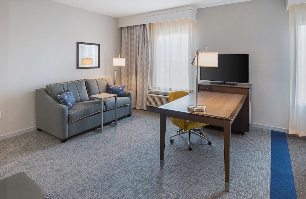 Hampton Inn & Suites Colleyville DFW Airport West 38/50