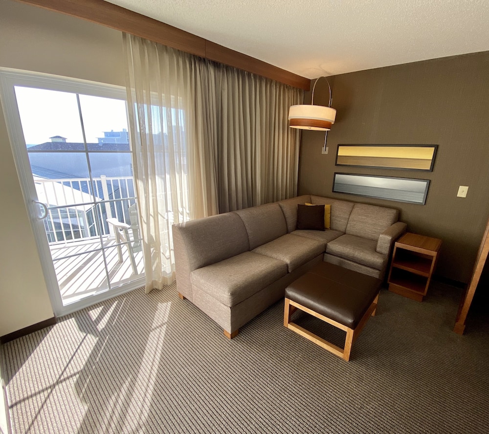 Hyatt Place Ocean City Oceanfront 48/68