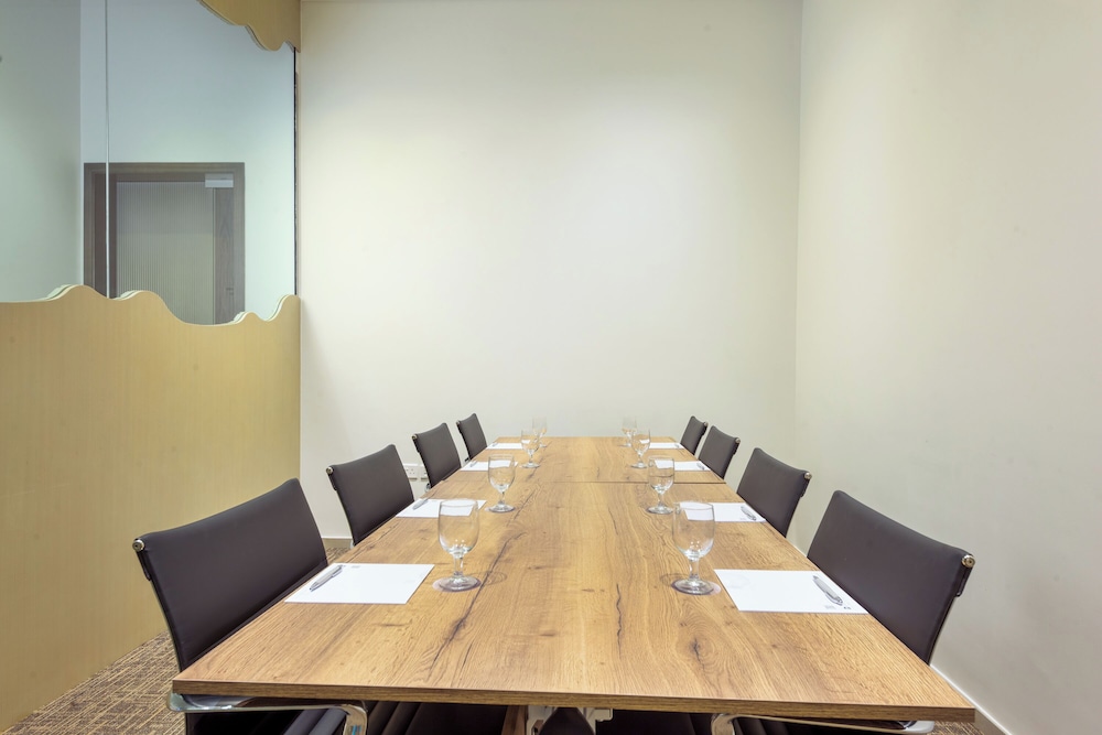 IntercityHotel Bawshar 50/62