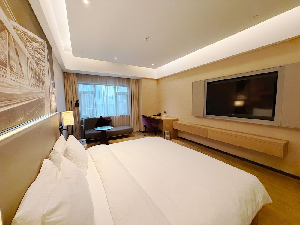 Mercure Shanghai Jiuting 14/46