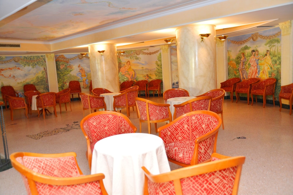 Afrodite Boutique Hotel 51/64