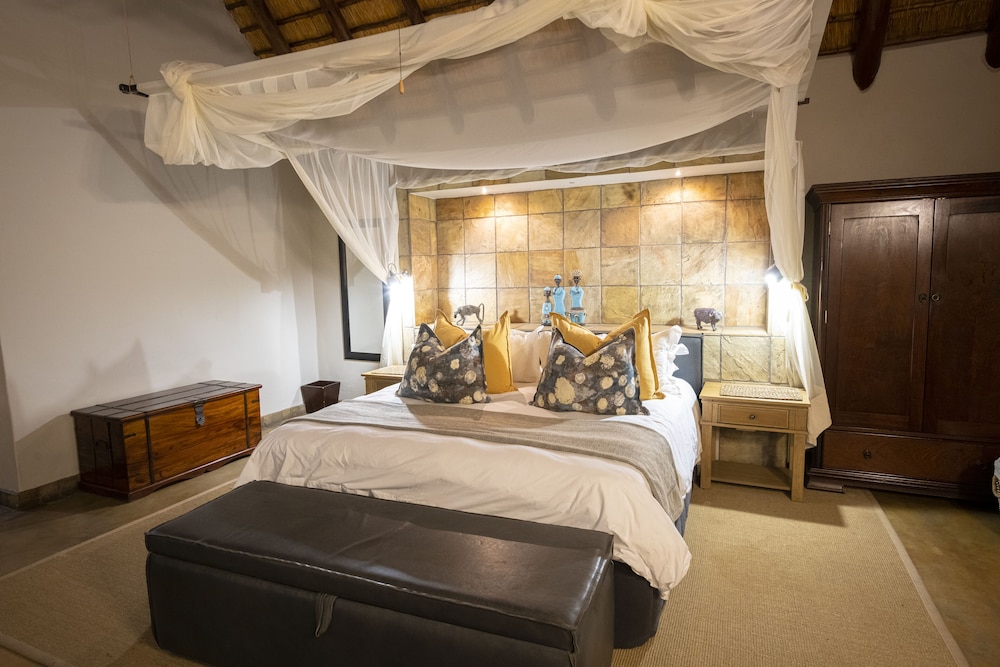 Elephant Plains Game Lodge 3/31