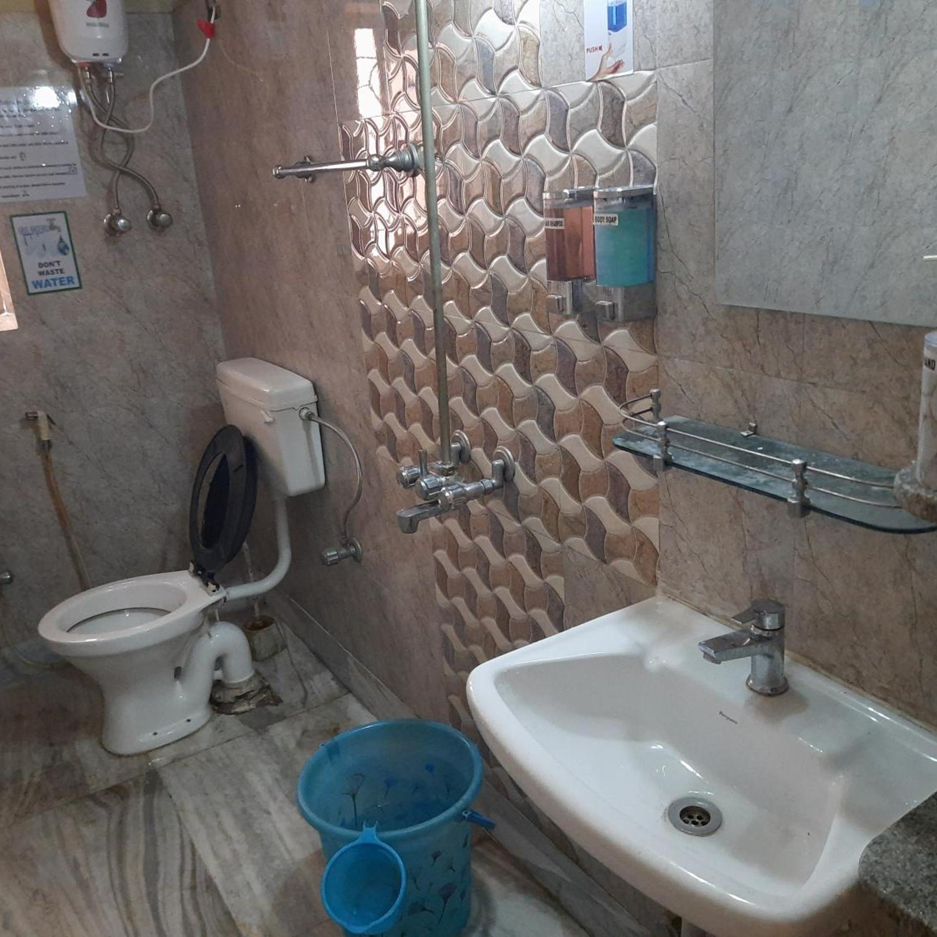 Bubble Beds Hostel 50/54