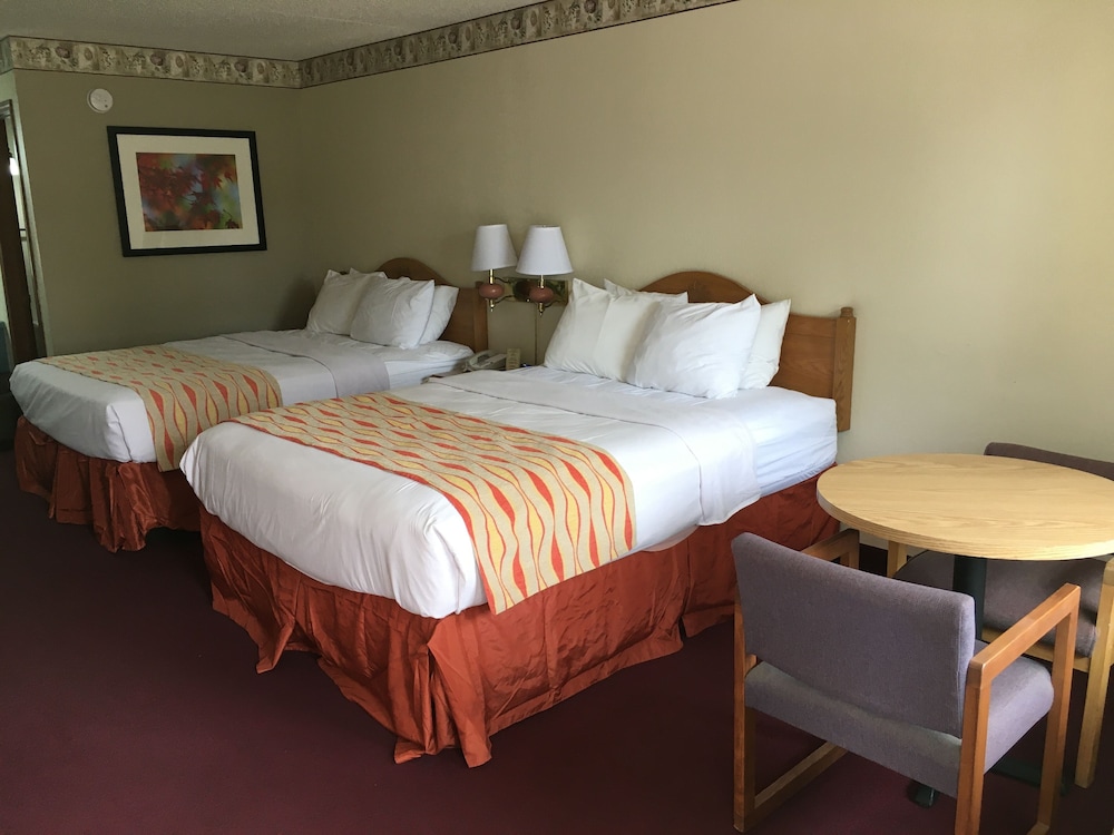 Spinning Wheel Inn 14/40