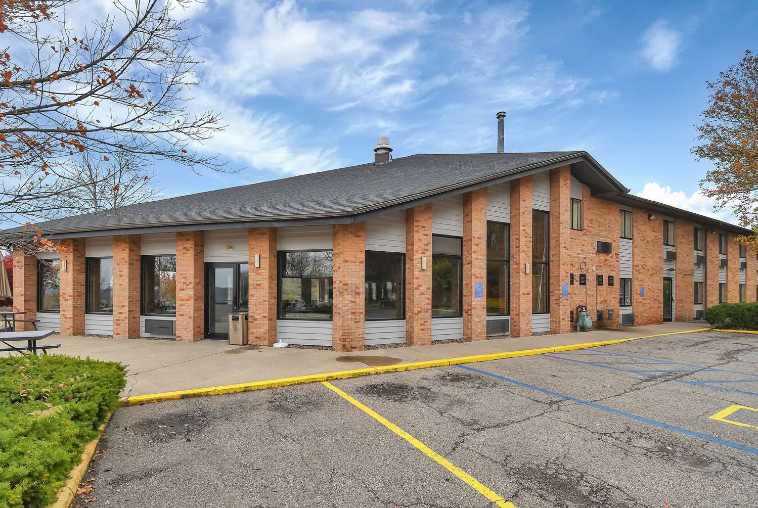 Baymont By Wyndham Zanesville 25/29
