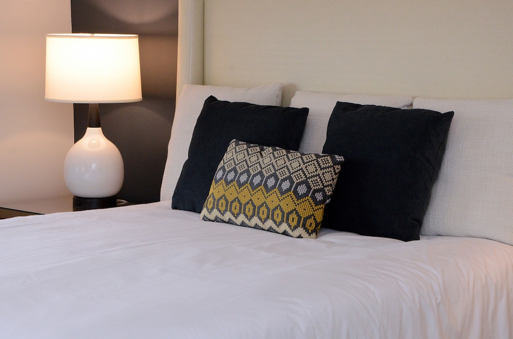 Samuel Elbert Hotel 11/39