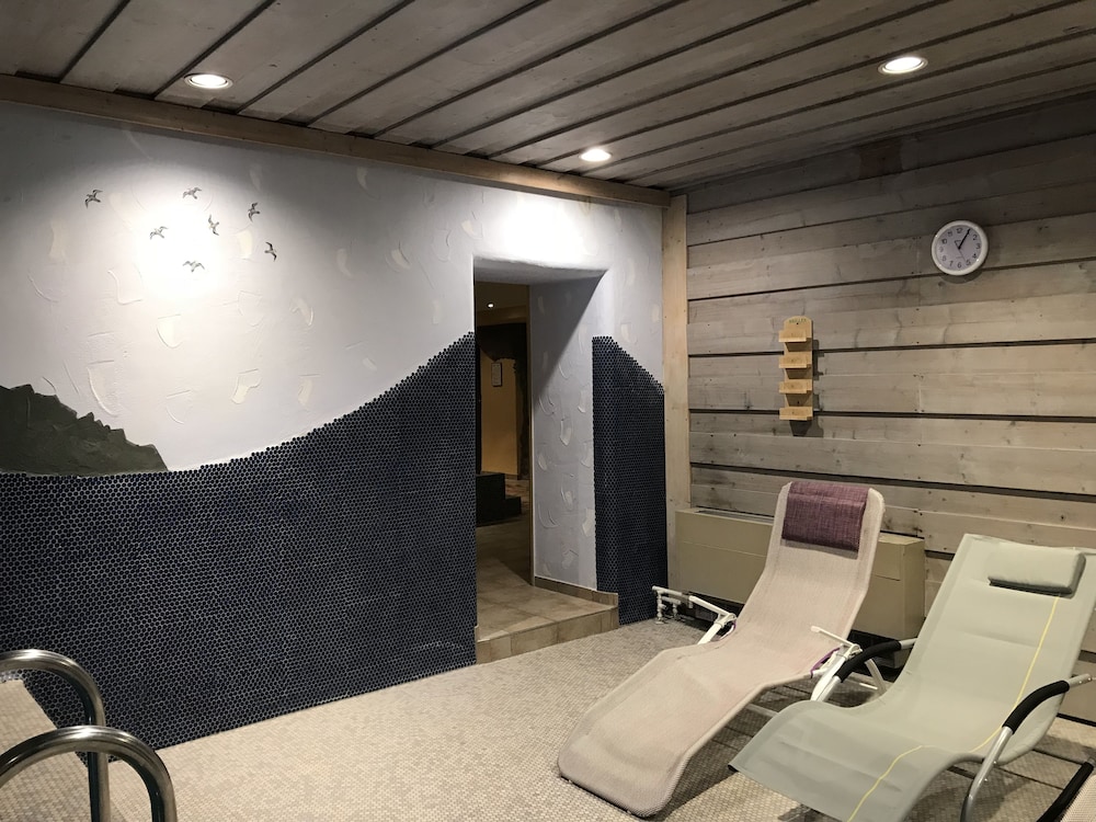 PARKHOTEL SONNENHOF 20/33