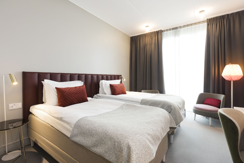 Elite Hotel Academia 17/65