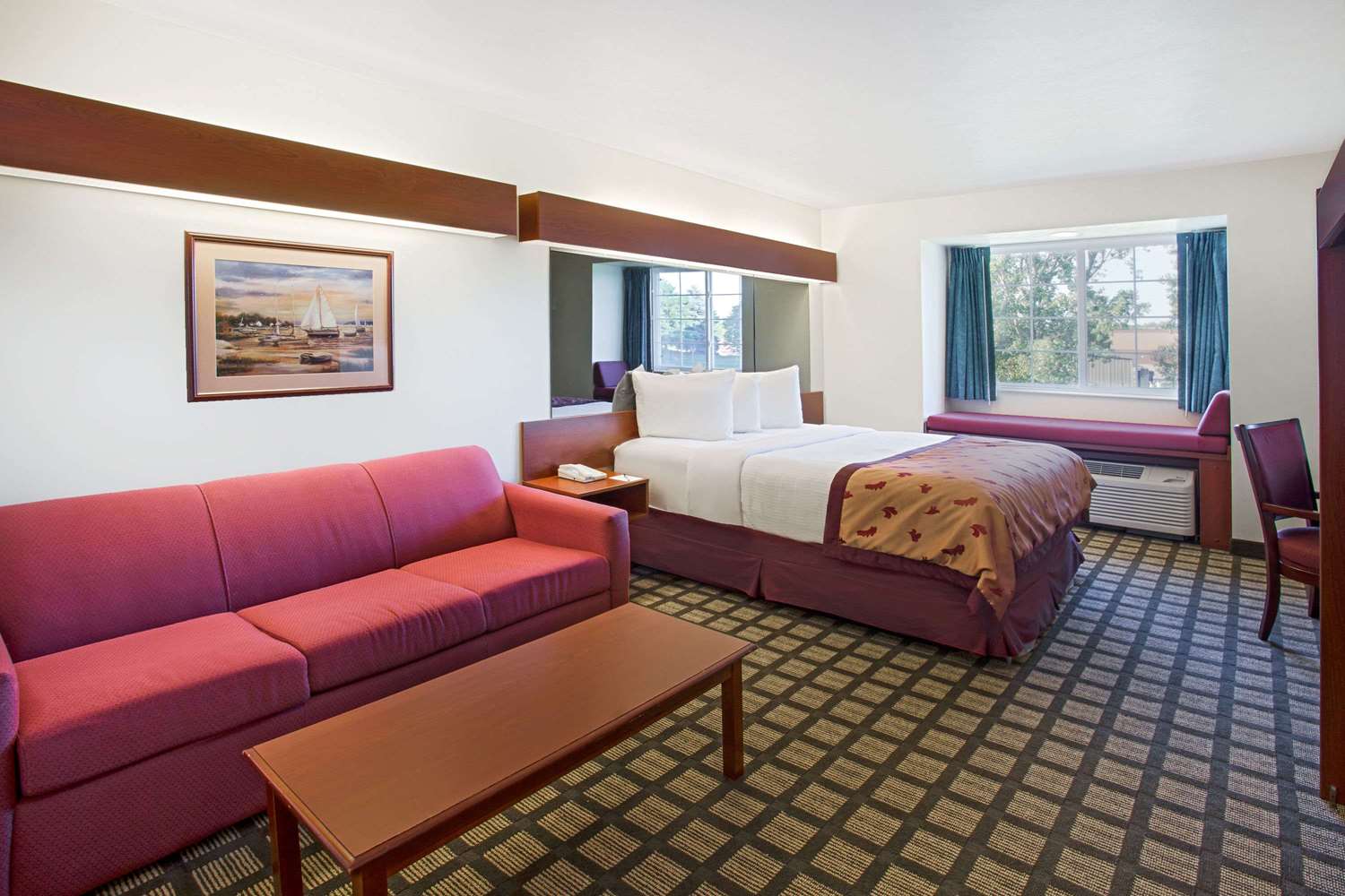 Microtel Inn Suites Holland Mi 13/18