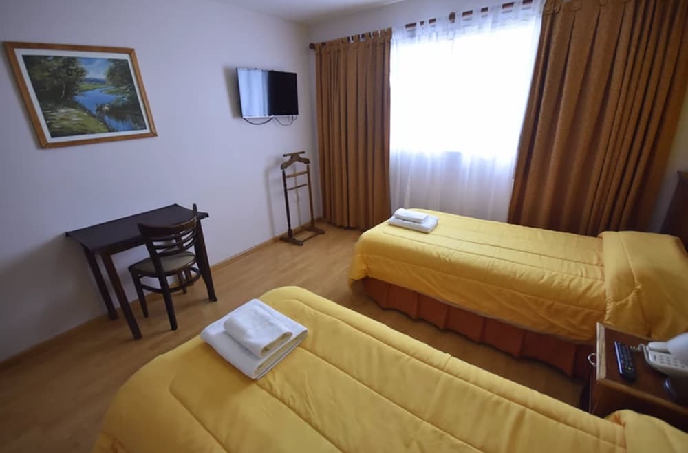 HOTEL PICOS DEL SUR 34/58