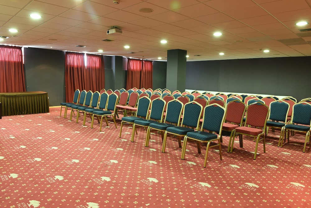 Athina Airport Hotel 60/67