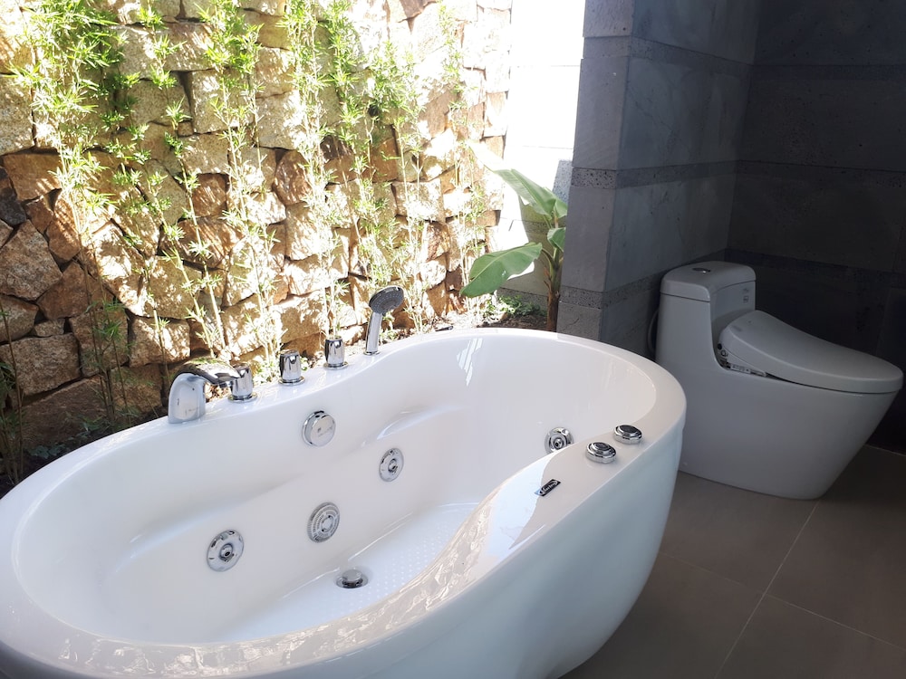 Nha Trang Harbor View Villa 45/47