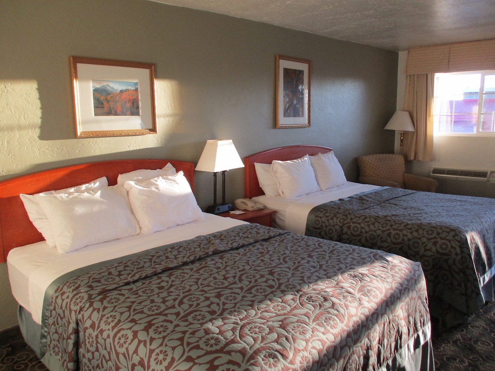 Days Inn by Wyndham Montrose 16/44
