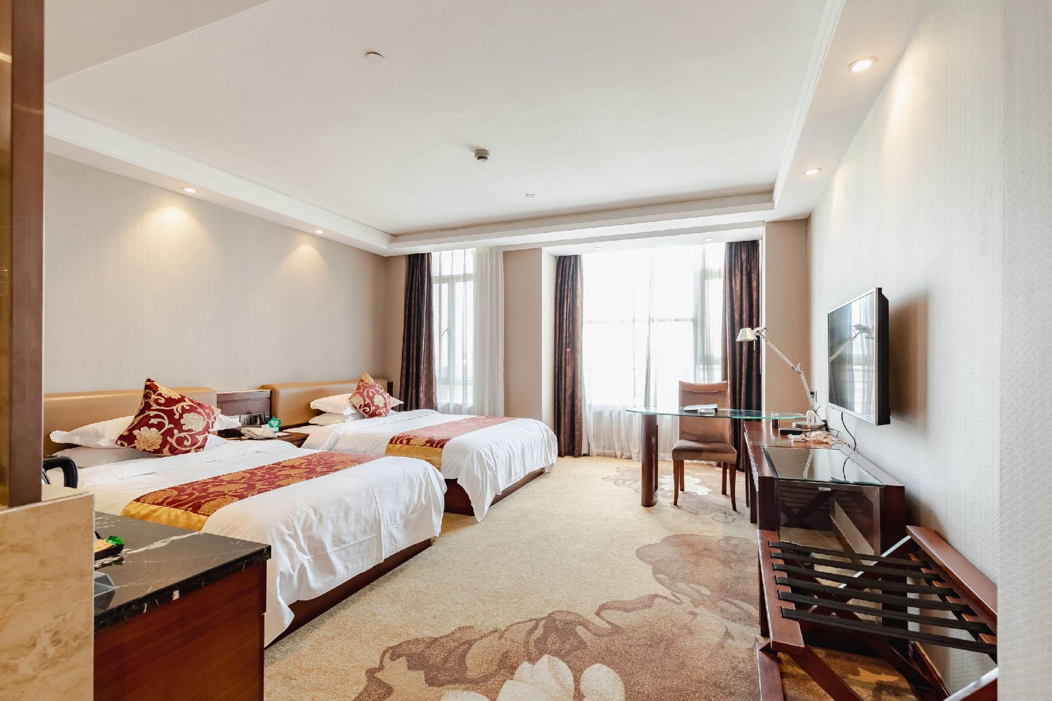 Superior, Twin Beds
