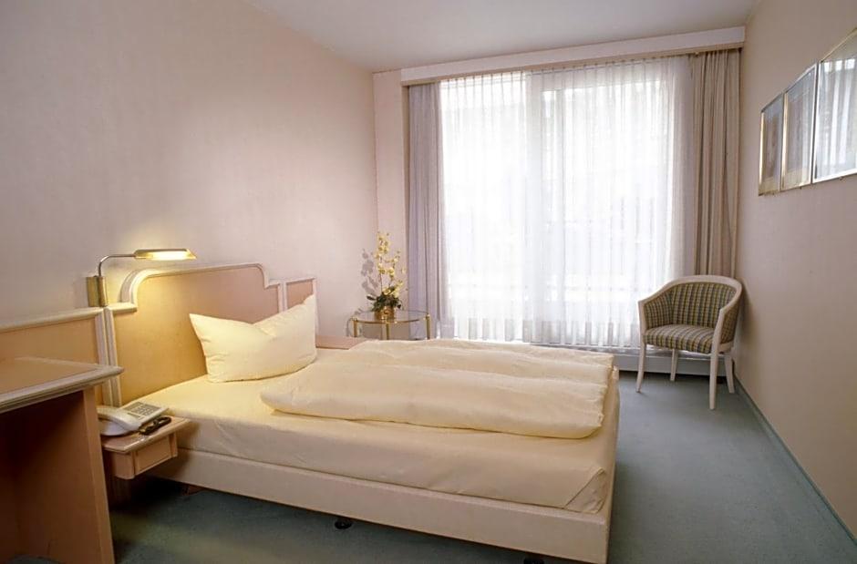 Hotel Ambiente 15/26