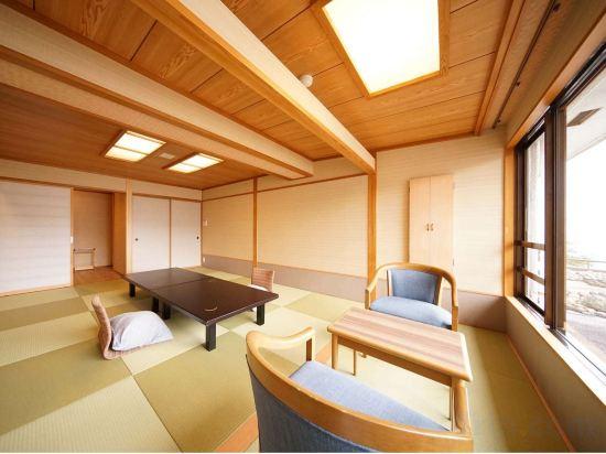 Japanese, Standard, Ocean View