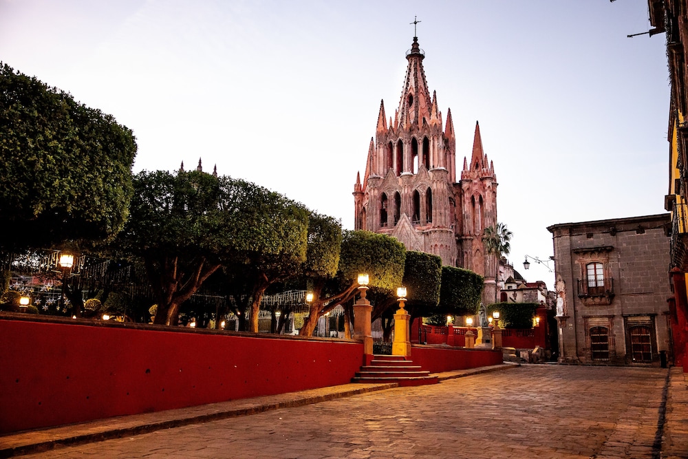 Rosewood San Miguel de Allende 69/76