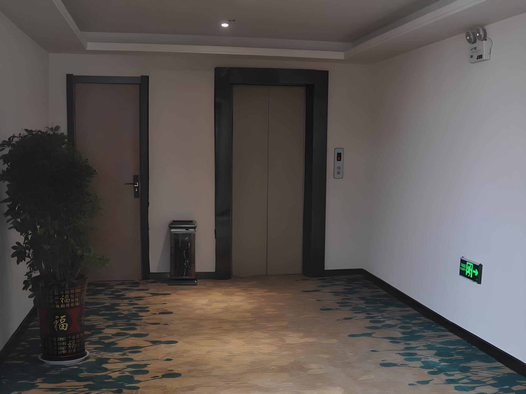 Green Haotai Zhixuan Hotel (Shangqiu City Zhecheng County Shanghai Road store) 7/19