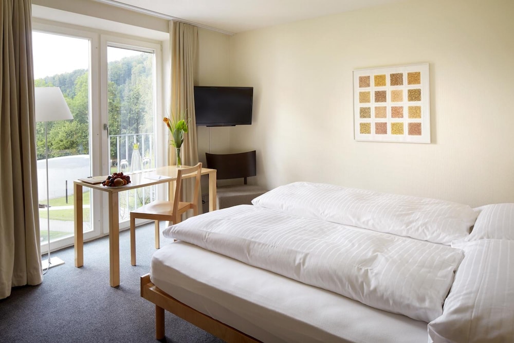 HOTEL BOLDERN 3/31