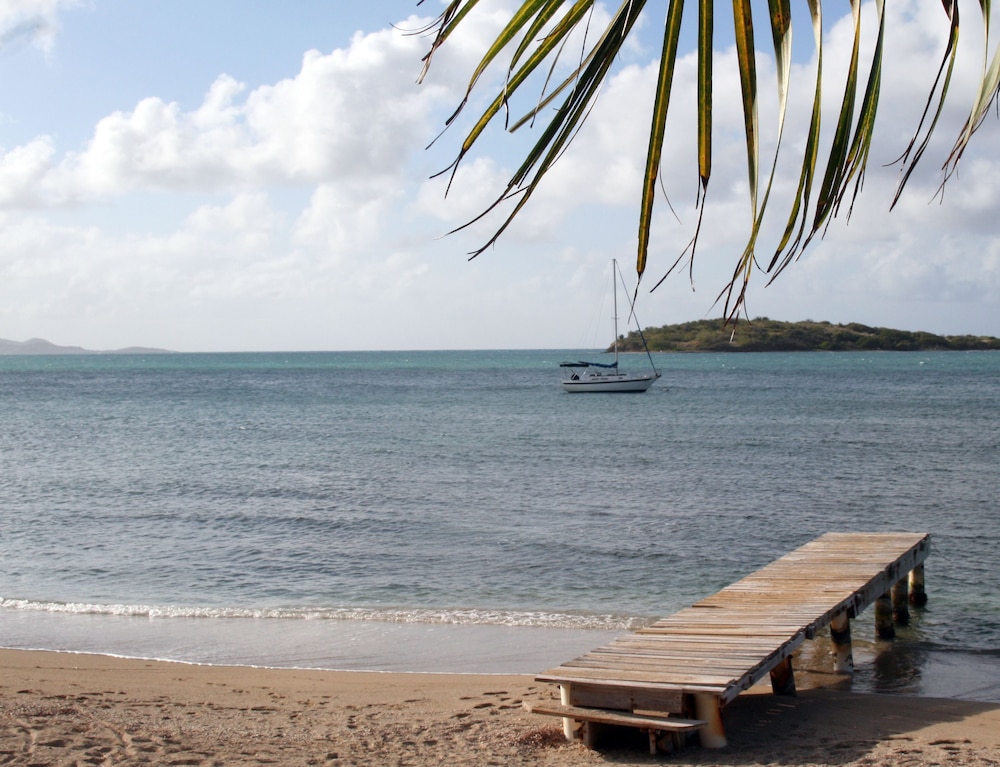 Chenay Bay Beach Resort 15/32