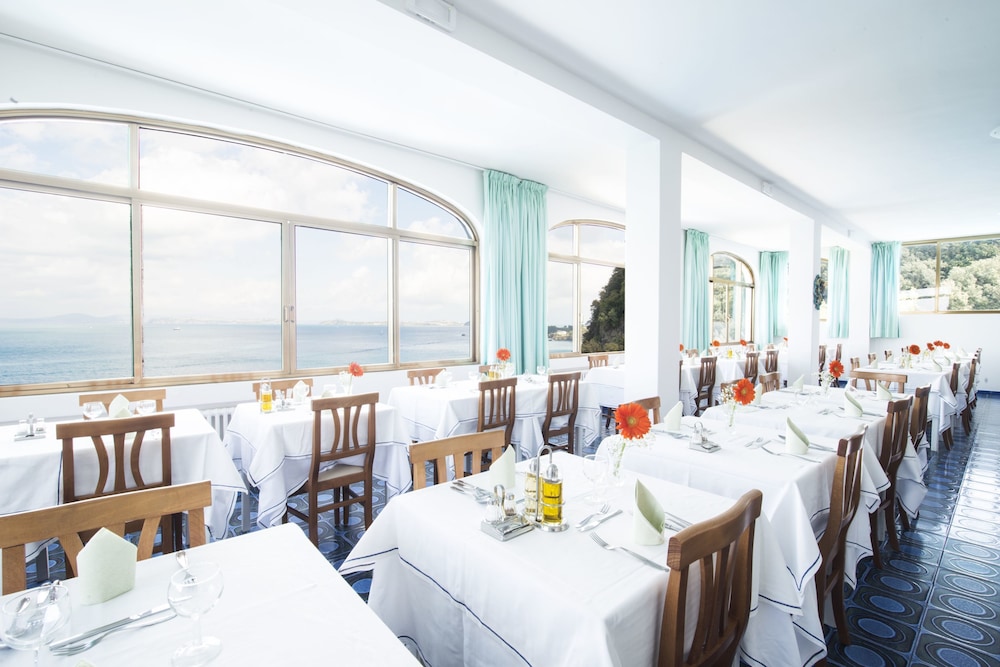 Hotel Bagnitiello 13/40