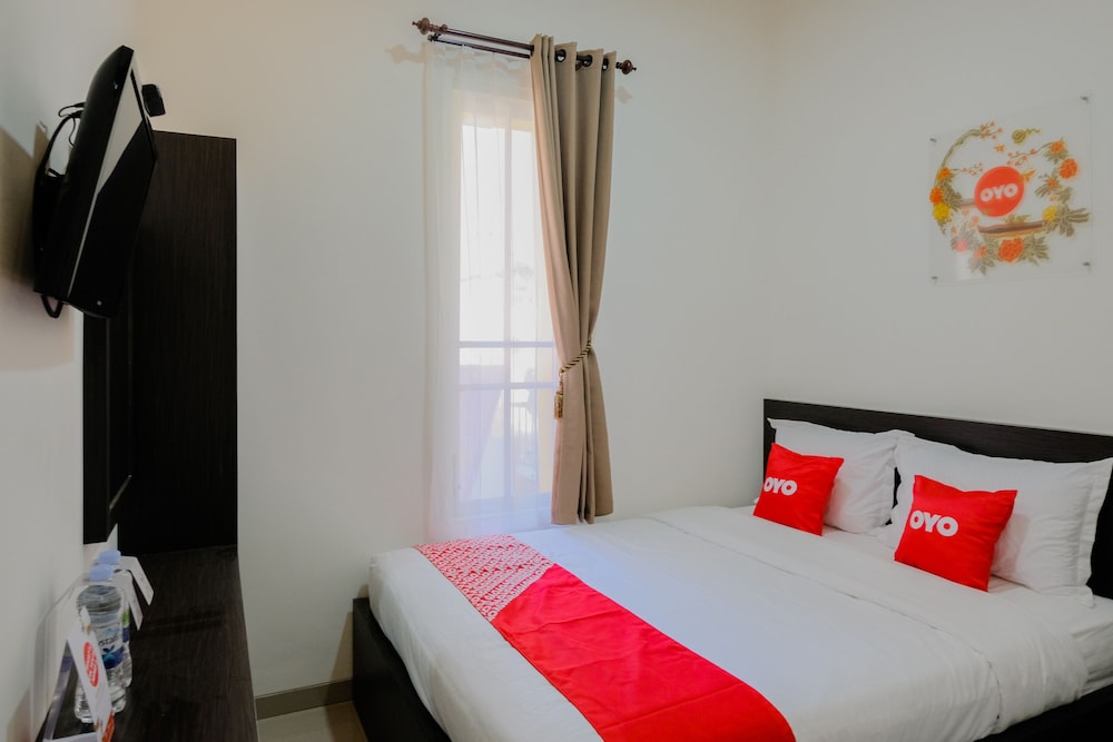 OYO 1665 Aurila Homestay Syariah 20/39