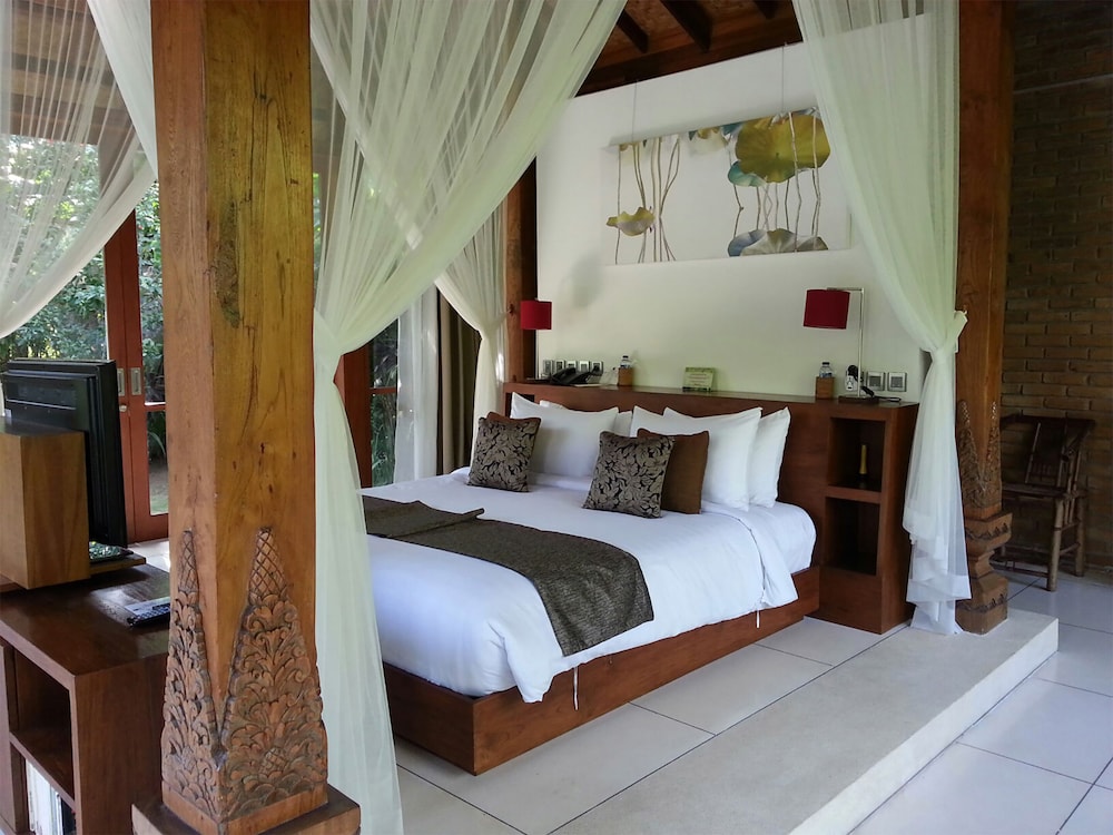 Dea Villas 13/50