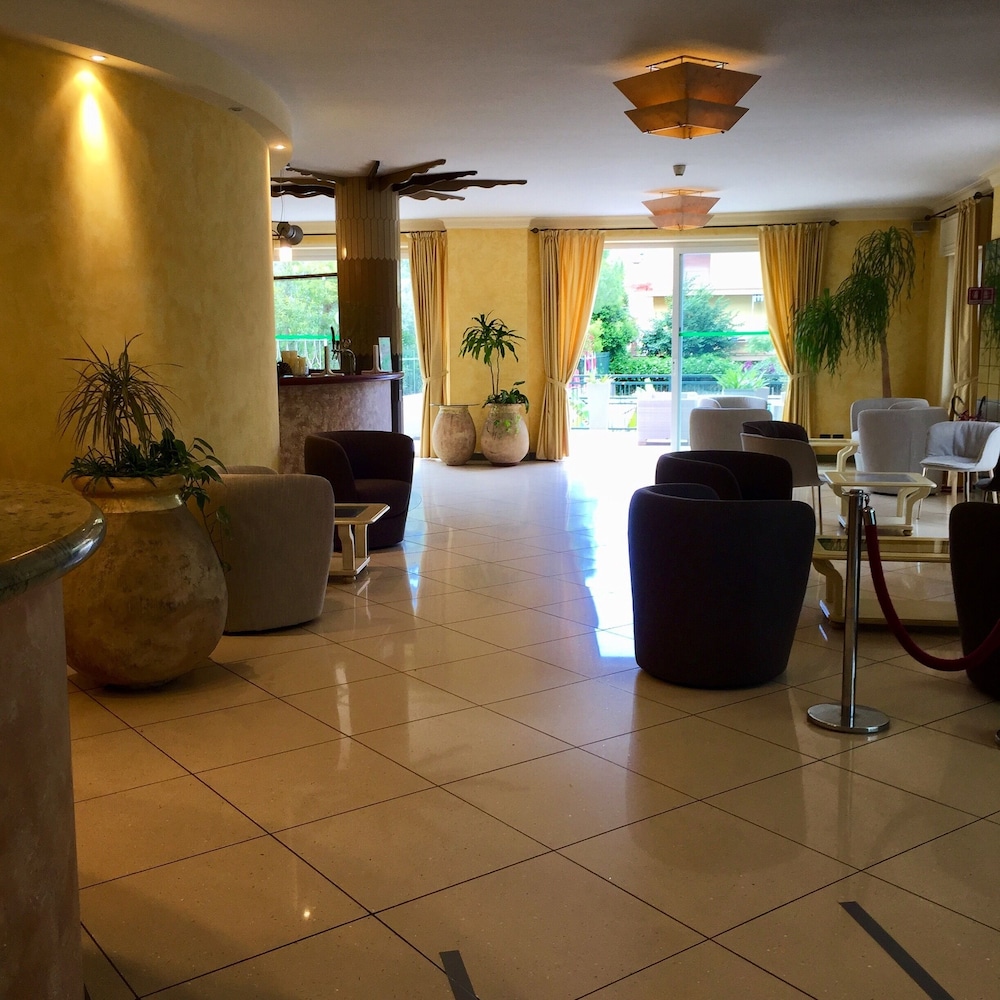 Hotel Garden 33/47