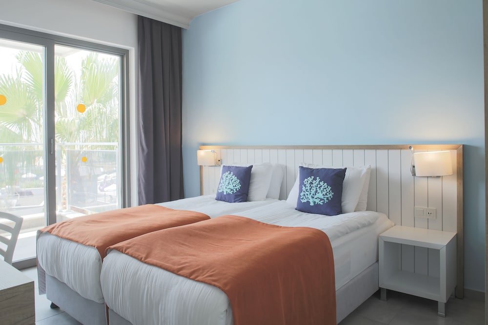 Green Garden Suites Hotel 5/29